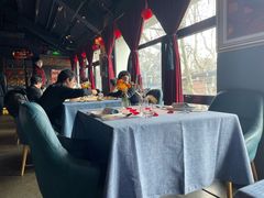 -弦月窗LUNETTE BY AMANDA(复兴路店)