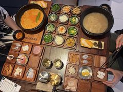 -银米·云南传统过桥米线(双廊黑金冠店)
