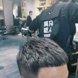 点击看大图 -MOVAN HAIR莫凡匠人发型屋