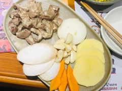 -草家酱蟹炭火烤肉店(珲春南路一店)