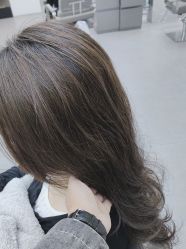-首脑美发沙龙