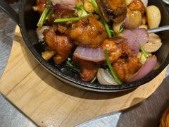 -潮界(LU·ONE凯德晶萃广场店)