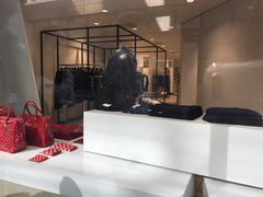 -川久保玲(大阪店)