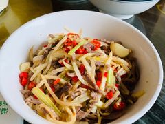 芥兰头炒黄牛肉-小稻田辣椒炒肉(大浪商业中心店)