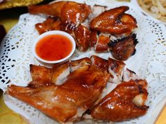 古法炭烧走地鸡-大石鼓山庄·珠海第一烧猪