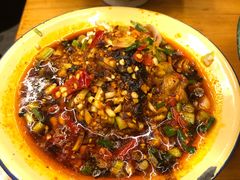 -拈签一笑黄牛肉辣卤串串