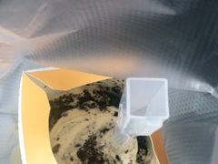芝士咸蛋黄味麦旋风-麦当劳(郑州新郑机场)