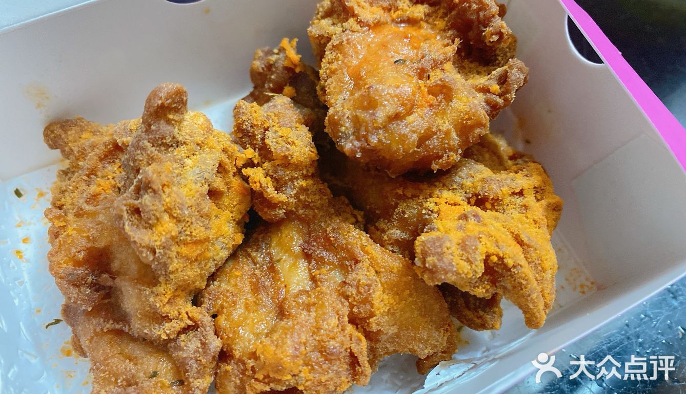 令我意向不到的是这家就酱炸物 原来是百利家旗下的炸物点