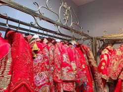 -艾慕婚纱礼服馆(和平店)