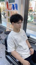 -苏豪美发S A L O N烫发染发