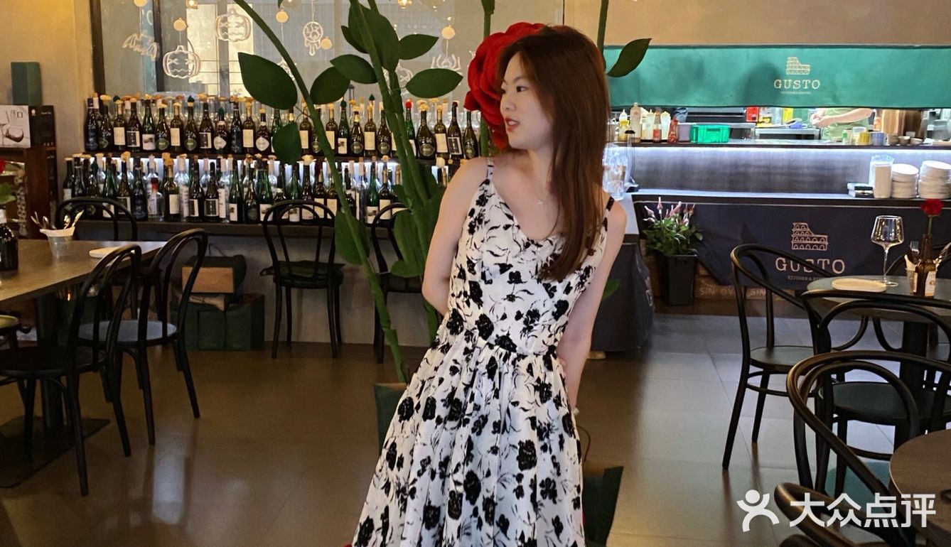 这家bistro有少女心爆棚🌸粉色浪漫意面