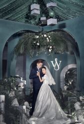 -派丽莫Pellimo原创设计婚纱品牌