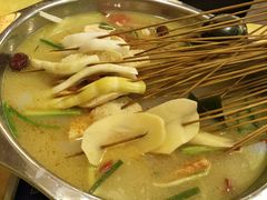 -佰人王串串香火锅(洋珠巷店)