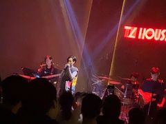 -TZ House音乐现场(来福士中心店)
