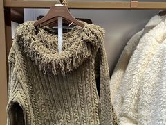 -URBAN REVIVO(上海中庚漫游城店)