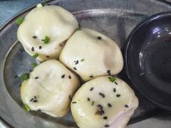 生煎包-老上海食惠裡小籠包生煎包
