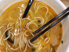 -蒙自源米线大王(东站店)