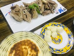 -清真·尤努斯羊肉烩面