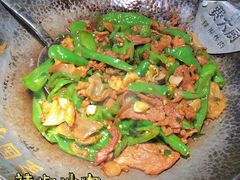 -费大厨辣椒炒肉(万家丽一店)