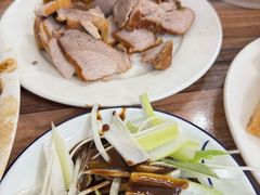 -铁东熏肉大饼铺老二马路黑牌子