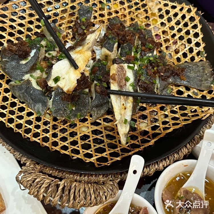 晋江！本地人都推荐的大排档。z