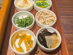 -良米山·云南野生菌过桥米线(上海首店)