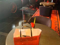 -Salon de The de Joel Robuchon(外滩18号店)