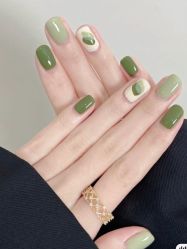 -安吉拉·纤纤玉指美甲美睫创意中心