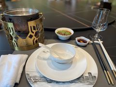 -鼎泰亨·海鲜牛肉餐厅(滨江店)