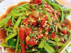 凉拌空心菜-玛扎烧烤私房菜
