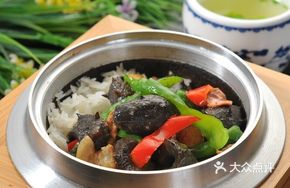 Stone Pot Chili Sea Cucumber Rice