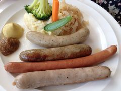-LENBACH兰巴赫西餐啤酒坊(大连星海广场店)