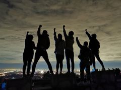 -鬼笑石后山停车场
