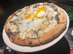 黑松露披萨-IL TEATRO 精品意大利餐厅