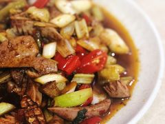-茅屋大酒店