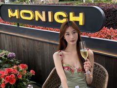 -MONICH牛排融合餐厅(和义大道购物中心店)