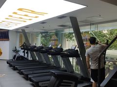 -超鹿运动(达信大厦店)