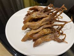 鸭舌头-兔爸私家小厨(新北万达店)