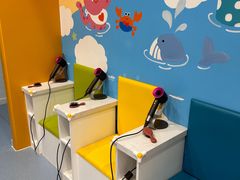 -戊辰亲子游泳俱乐部