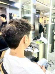 -藤野造型烫发染发