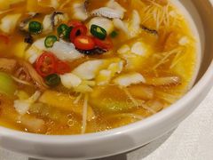 油泼酸辣鱼柳-柒园·三十年创意杭帮菜(龙湖滨江天街店)
