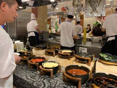 自助取餐区-芭菲盛宴·环球美食(锦城万达广场店)
