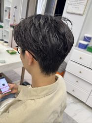 -镁连社·美联社