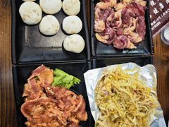 -韩风烤牛肉冷面店