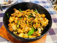 牛蛙煲-小粤楼·怀旧粤菜(万辉国际广场店)