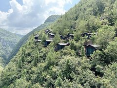 -蝶舞清江·恩施地心谷景区