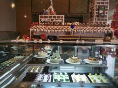 面包甜点陈列柜-万达瑞华酒店美食汇自助餐厅(楚河汉街店)