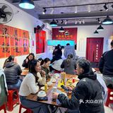 上海。。。巷子里的小店都火成这样了？！