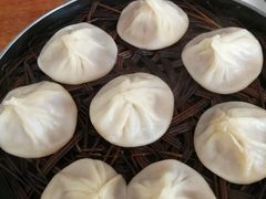 -老字号眼镜子煎包汤包店
