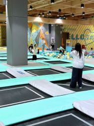 -反弹蹦床公园·运动乐园·团建·亲子派对(深圳观澜湖店)